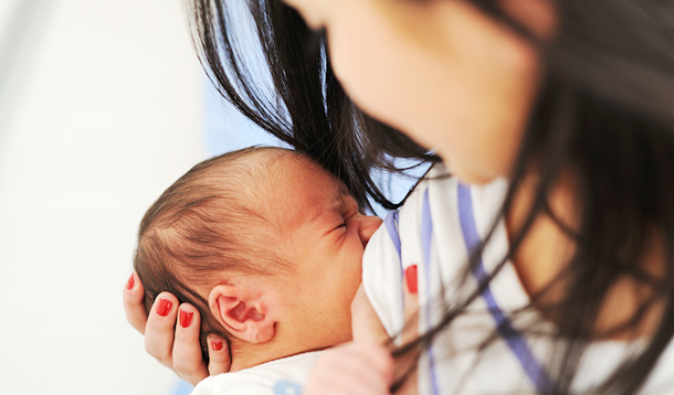 breastfeeding with breast implants